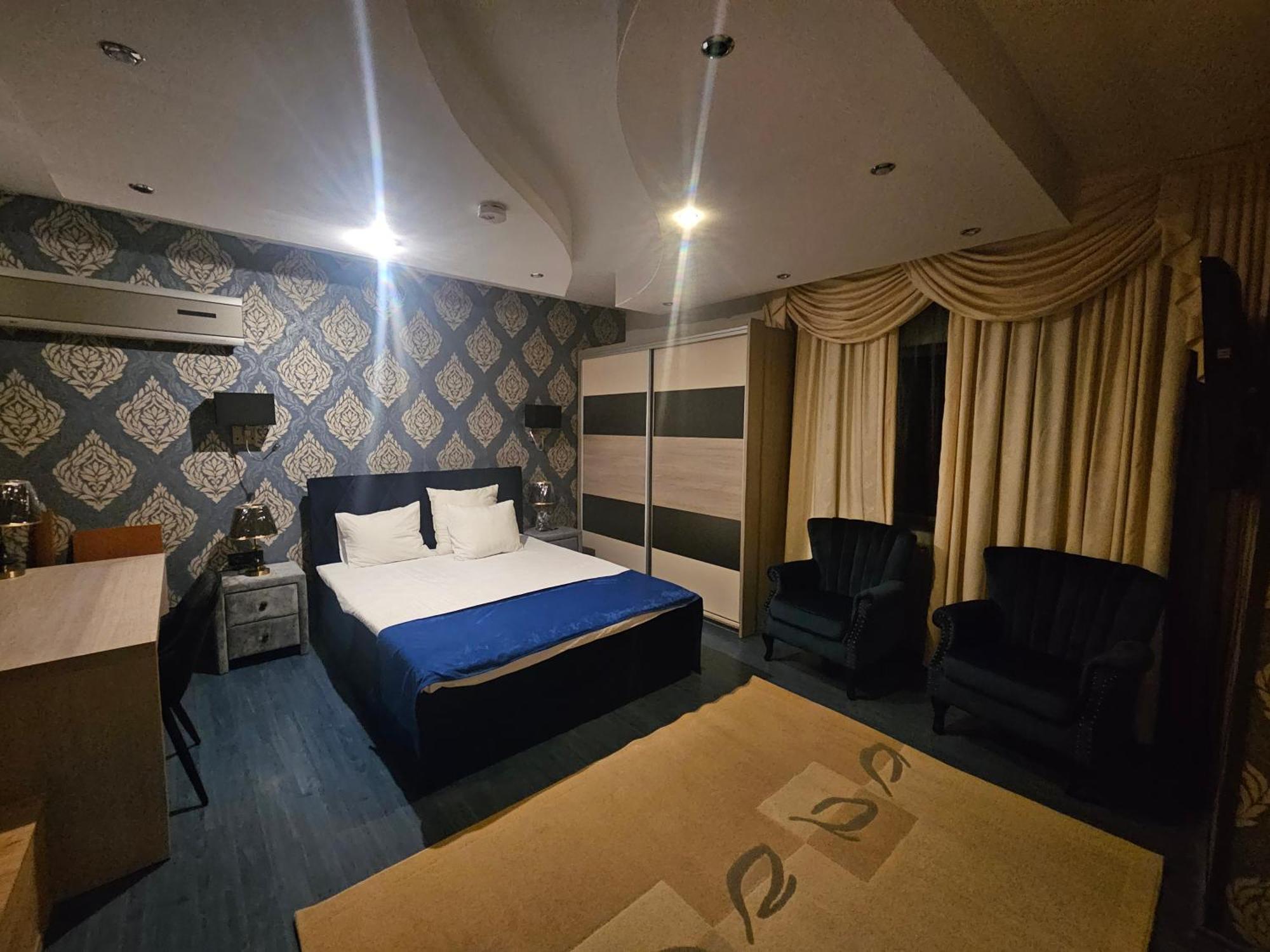 Simple Villa Rooms National Arena Self Check In บูคาเรสต์ ภายนอก รูปภาพ