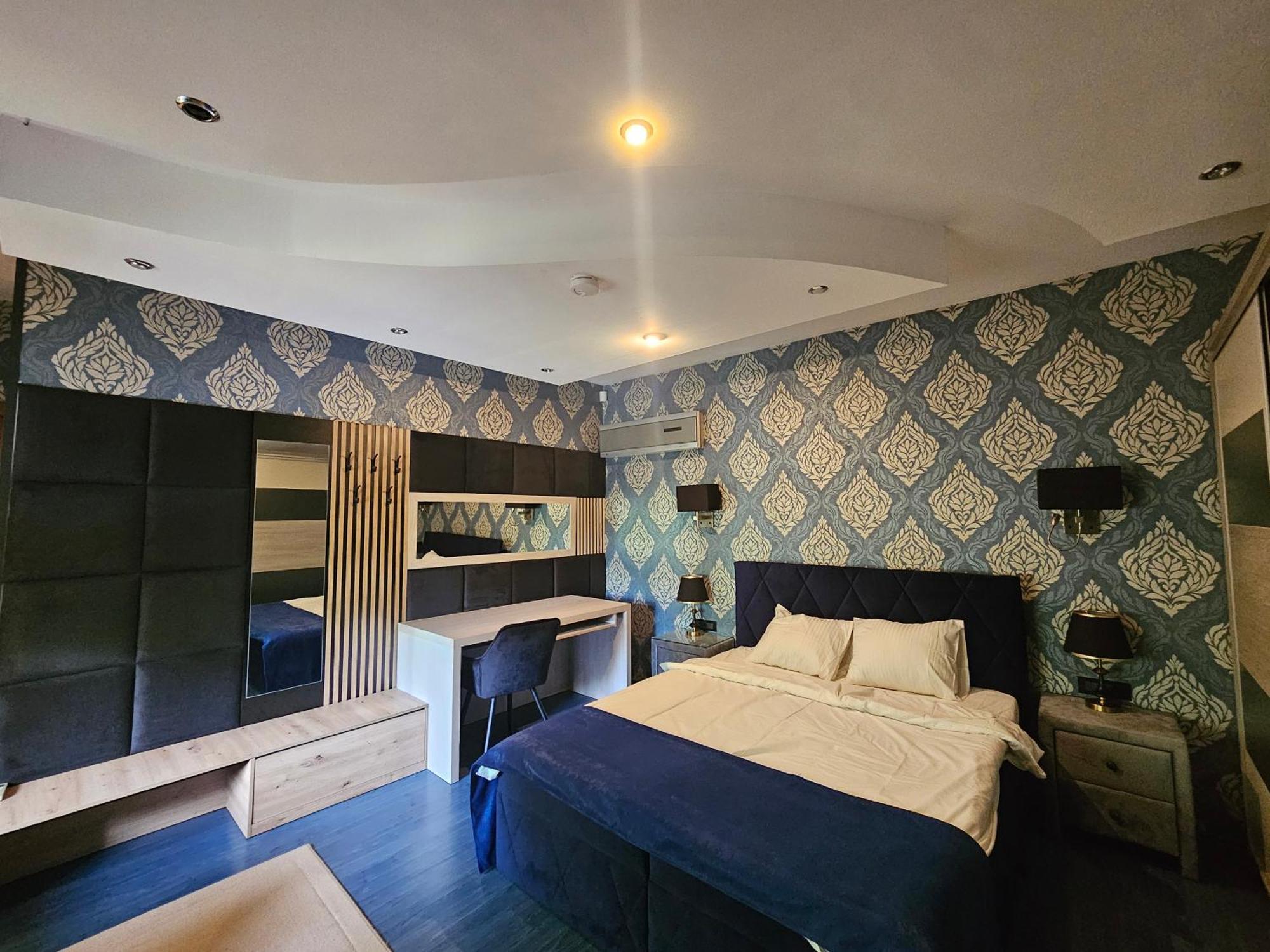 Simple Villa Rooms National Arena Self Check In บูคาเรสต์ ภายนอก รูปภาพ